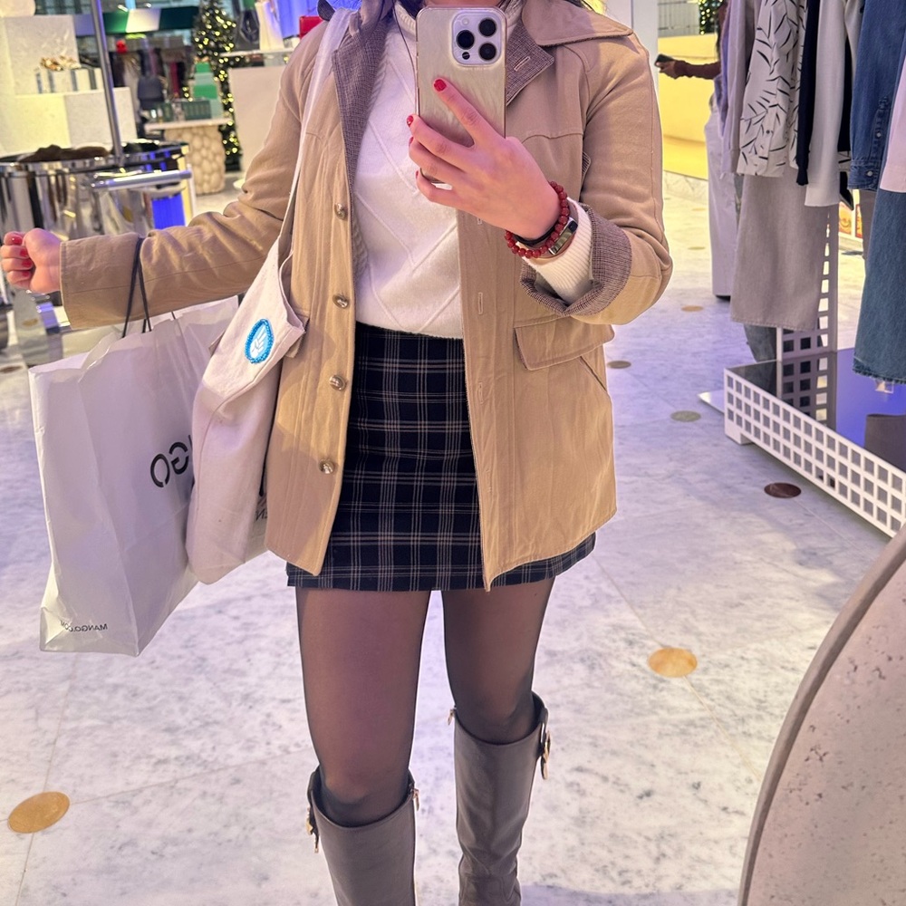 ARITZIA Sunday Best Plaid Navy Mini Skirt - Picture 4 of 4